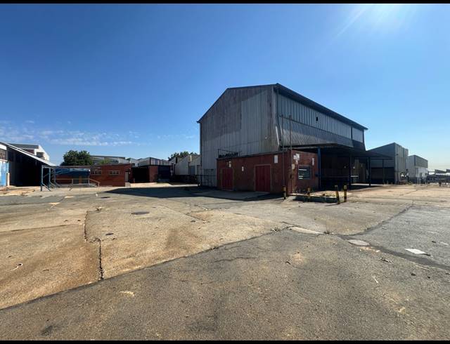 7,786M² FACTORY TO LET IN STEELEDALE